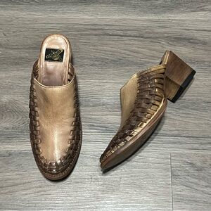 Freebird by Steven Mules Women's 9M Brown Sofia Distressed Woven Leather Western